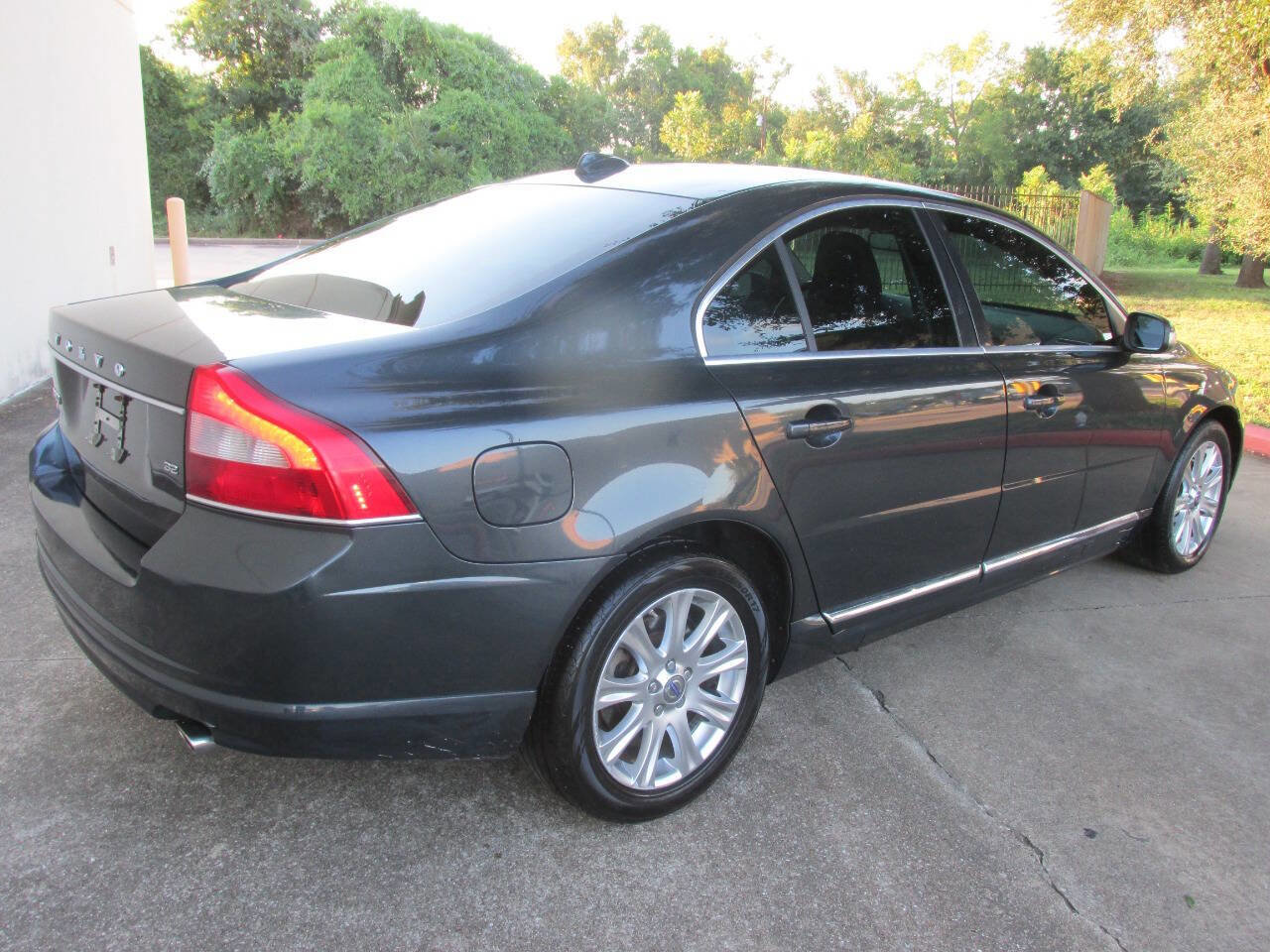 Used 2010 Volvo S80 3.2 image 7