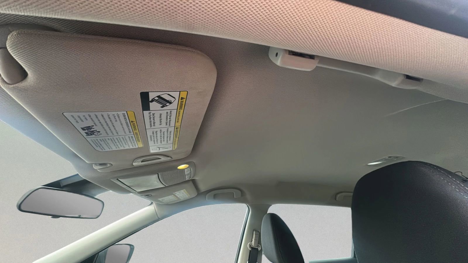 Used 2020 Nissan Rogue S FWD image 21