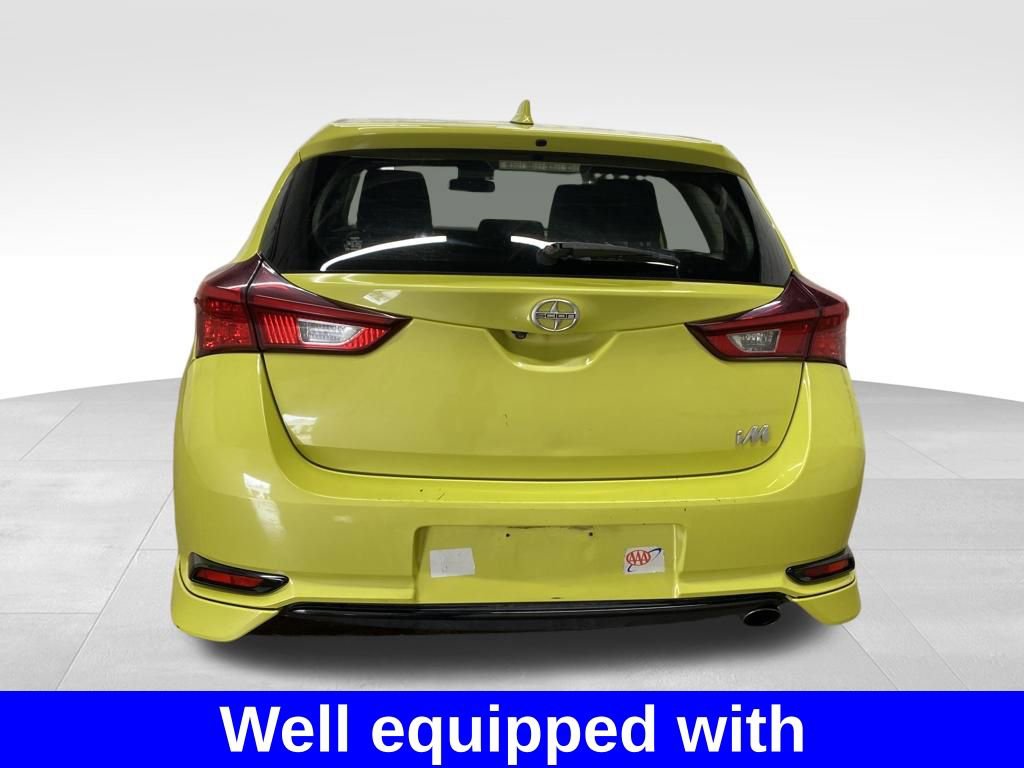 Used 2016 Scion iM image 3