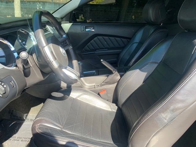 Used 2014 Ford Mustang GT w/ Electronics Package RWD image 9
