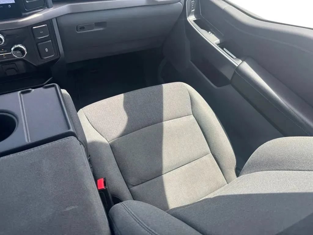 Used 2024 Ford F150 XLT AWD/4WD image 19