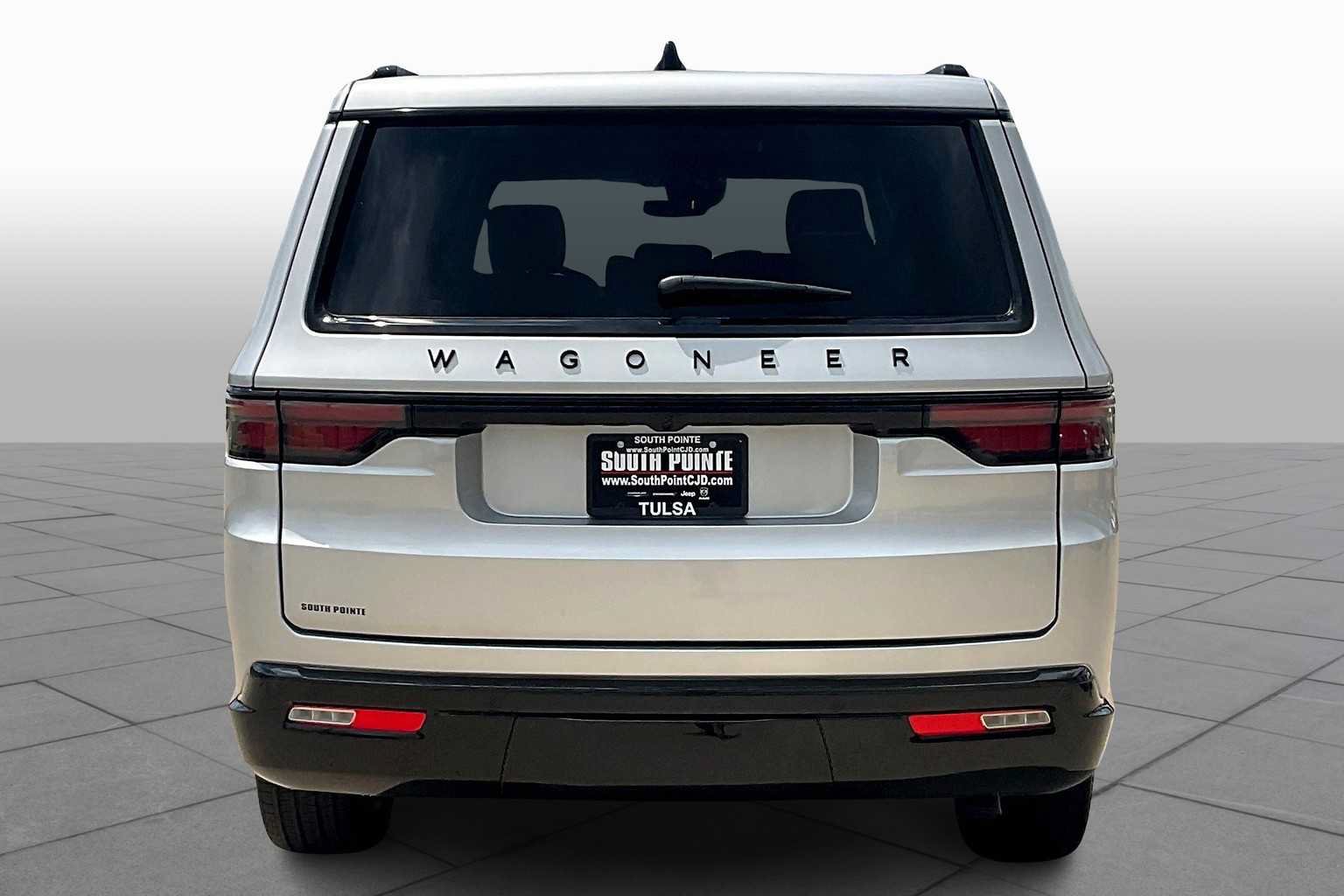 New 2025 Jeep Wagoneer L Series II w/ Convenience Group I AWD/4WD image 4