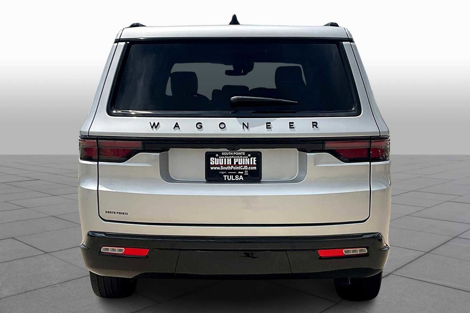 New 2025 Jeep Wagoneer L Series II w/ Convenience Group I AWD/4WD image 4