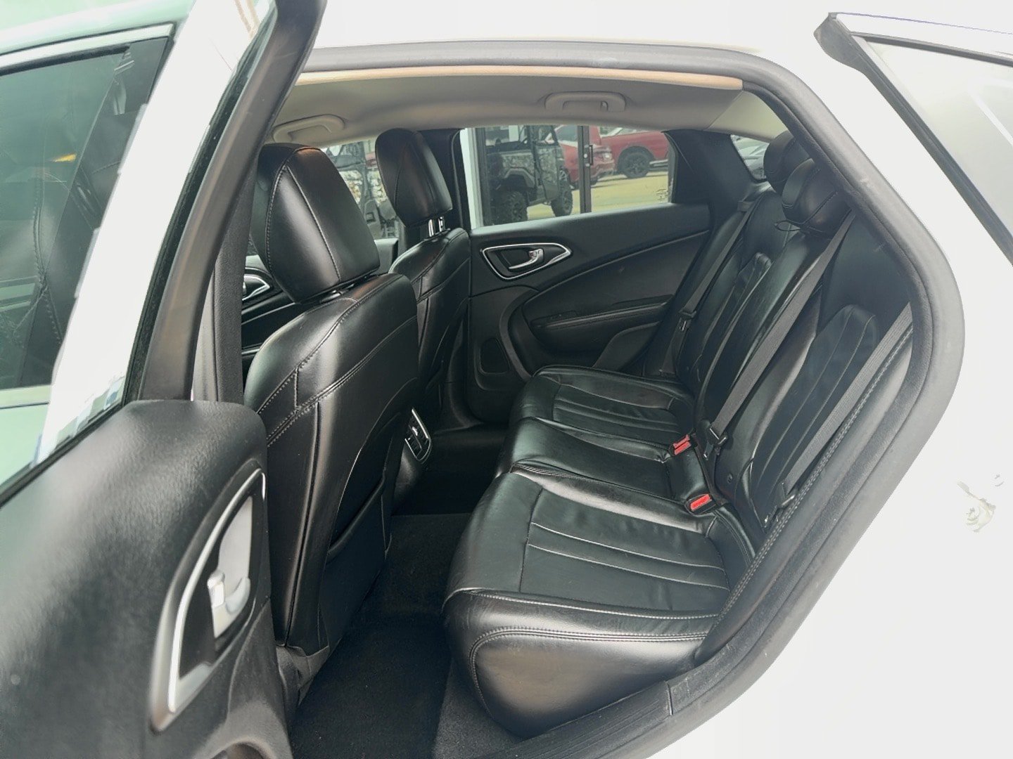 Used 2015 Chrysler 200 C w/ Navigation & Sound Group I FWD image 18