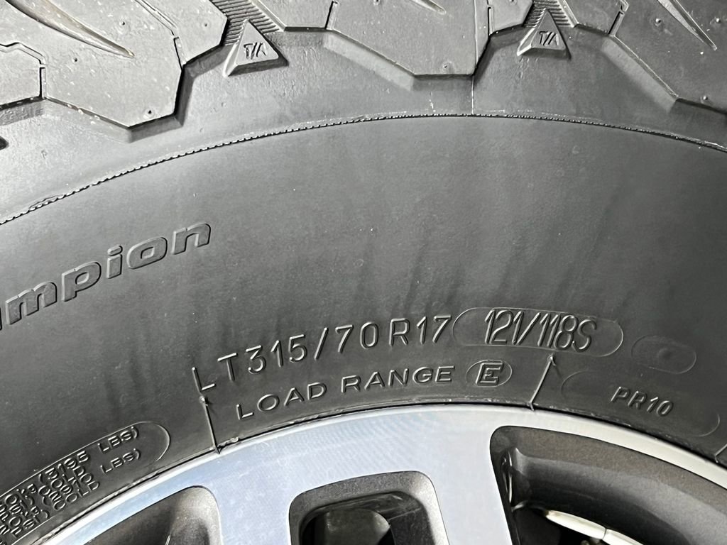 Used 2018 Ford F150 Raptor w/ Equipment Group 802A Luxury image 41