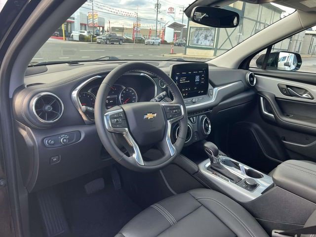 Certified 2025 Chevrolet Blazer LT image 25