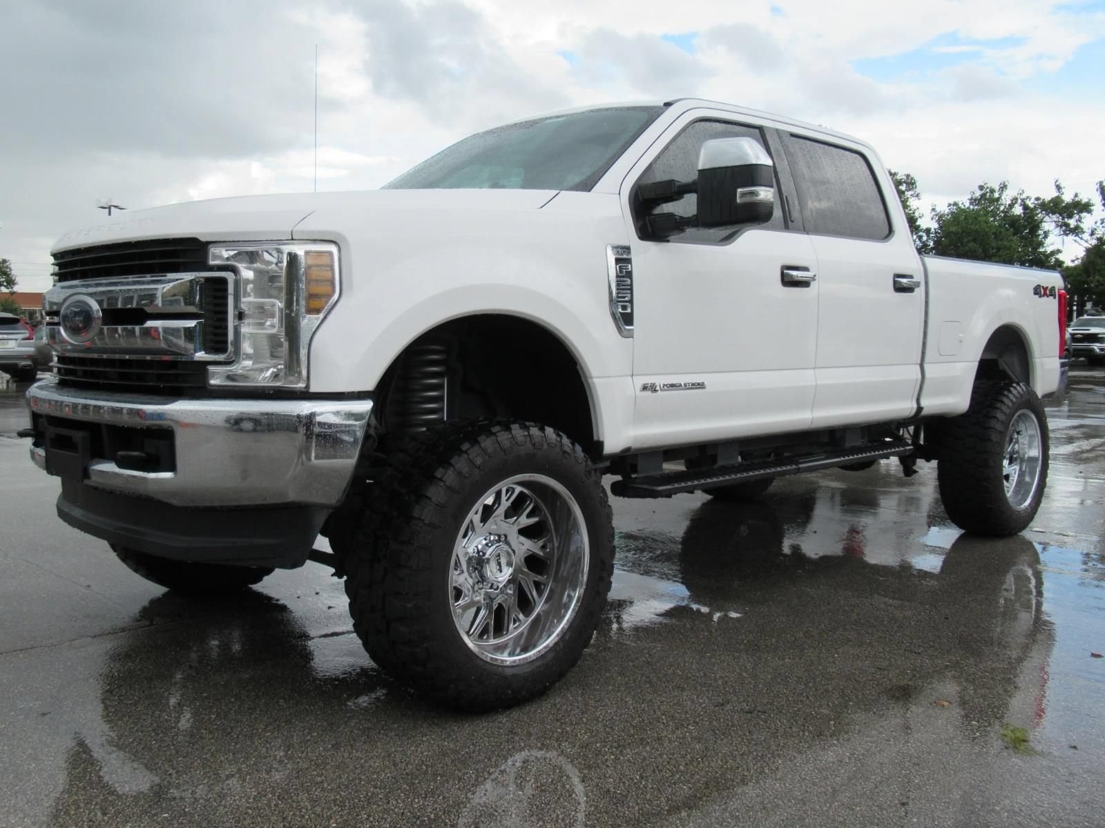 Used 2019 Ford F250 XLT AWD/4WD image 4