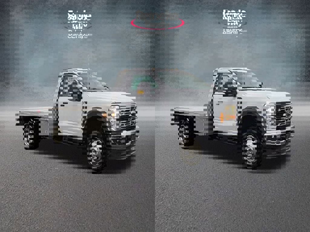 New 2025 Ford F550 4x4 Regular Cab Super Duty image 3