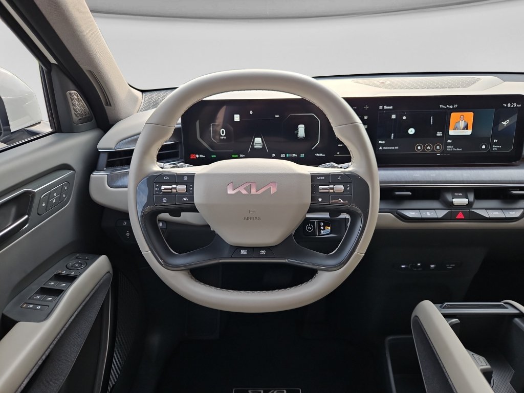 Used 2024 Kia EV9 Land AWD/4WD image 8