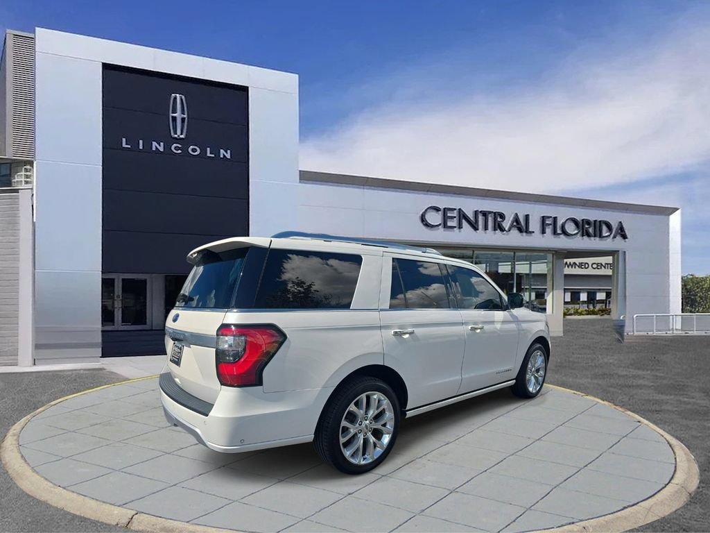 Used 2018 Ford Expedition Platinum RWD image 3