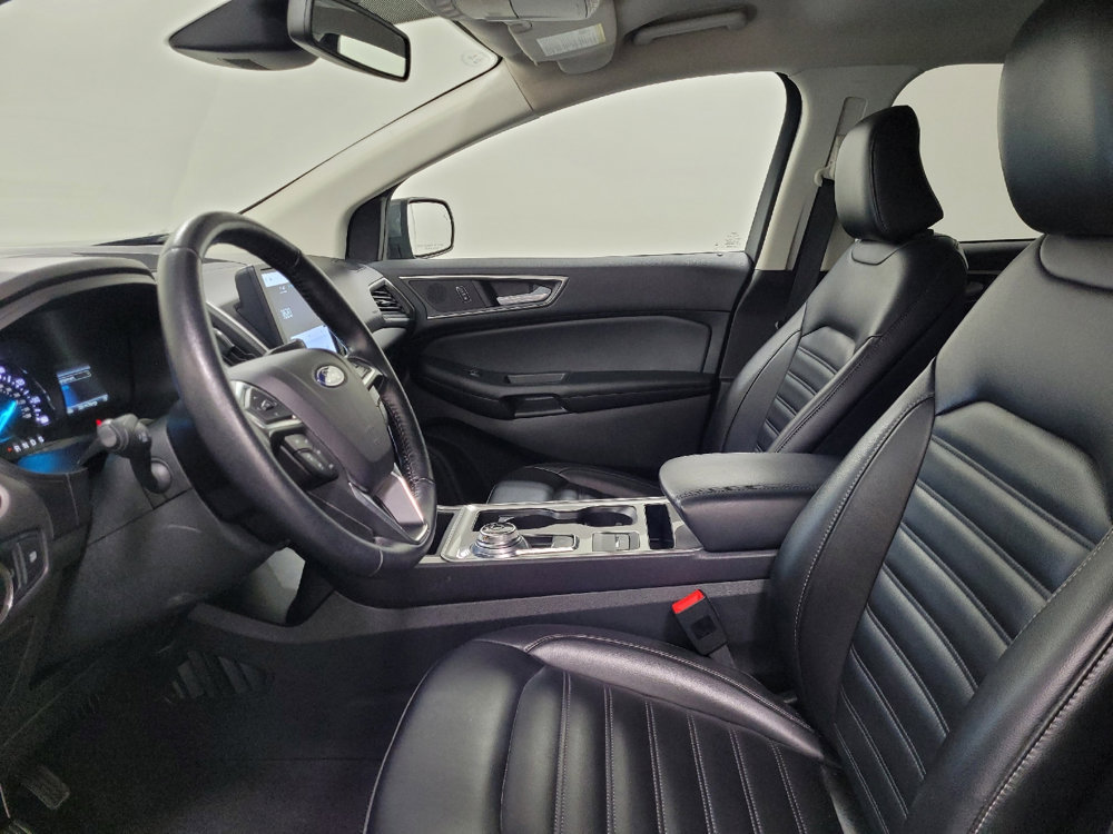 Used 2023 Ford Edge SEL image 17