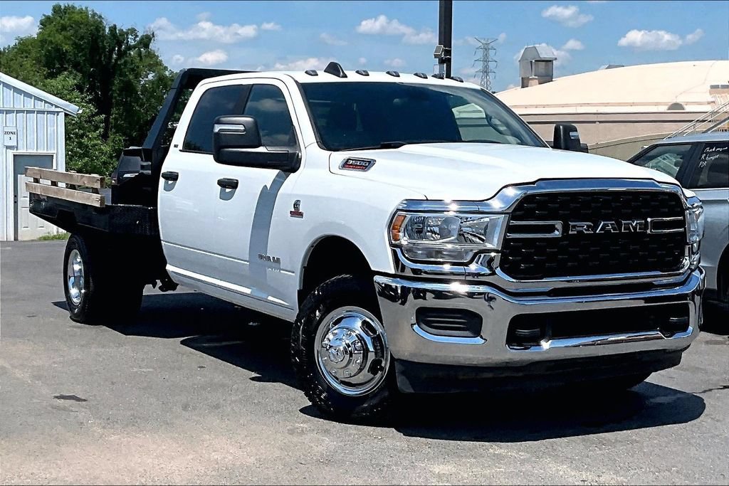 Used 2024 RAM 3500 SLT w/ Quick Order Package 2YG SLT AWD/4WD image 36