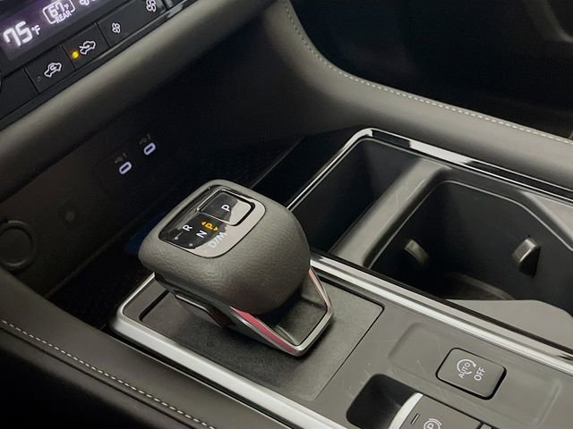 Used 2026 Nissan Pathfinder SL image 17