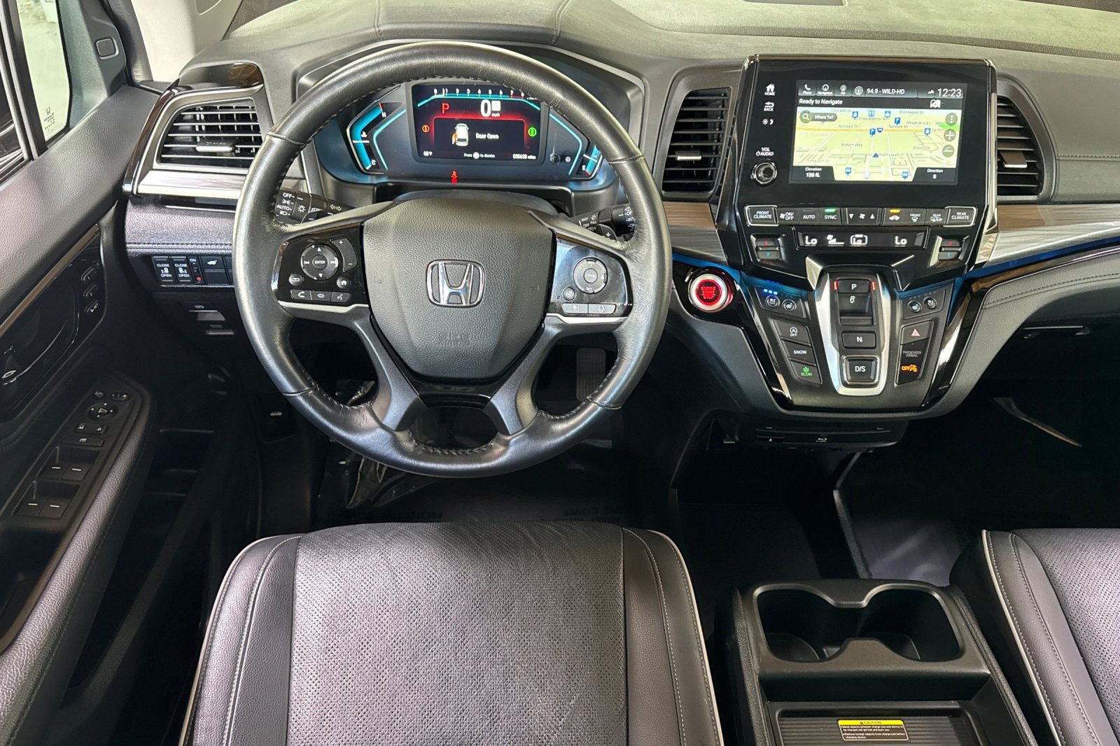 Certified 2024 Honda Odyssey Elite image 30