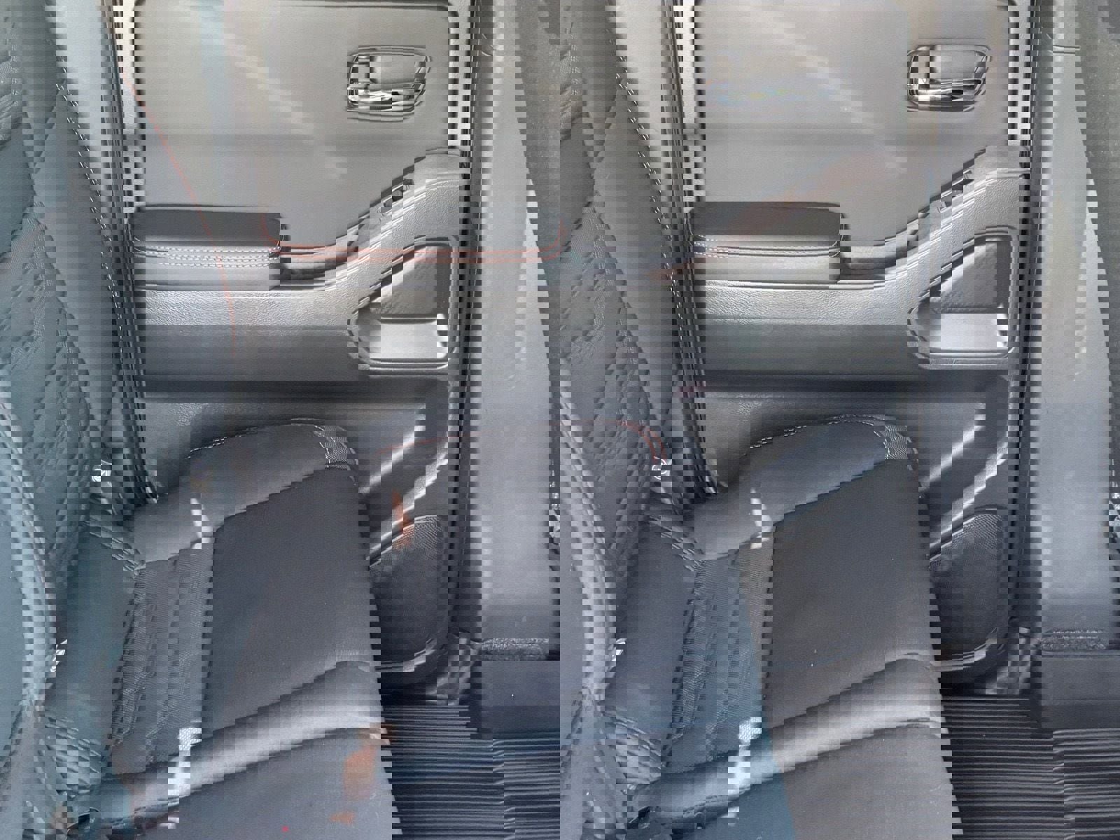 Certified 2024 Nissan Frontier PRO-4X w/ Technology Package image 11