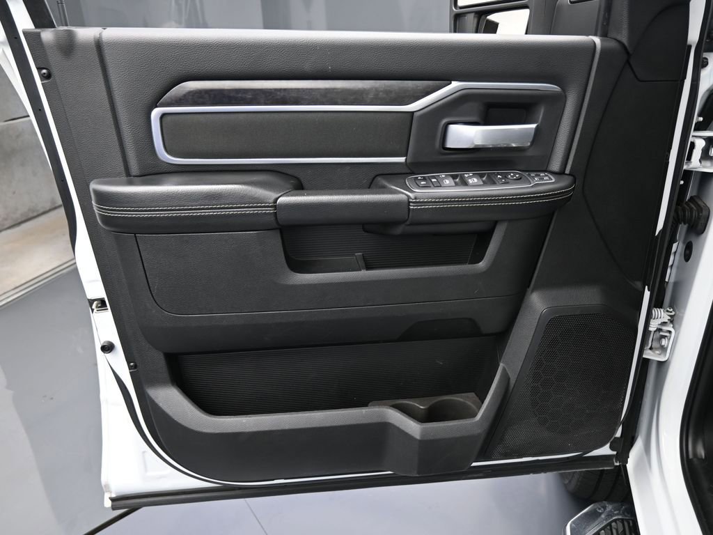 Used 2024 RAM 2500 Big Horn image 12