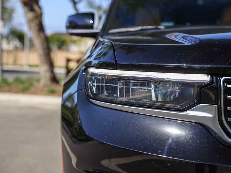 Used 2021 Jeep Grand Cherokee L Summit image 10