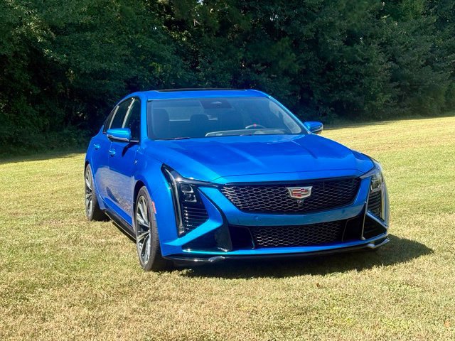 Certified 2026 Cadillac CT5 V Blackwing w/ Precision Package RWD image 9