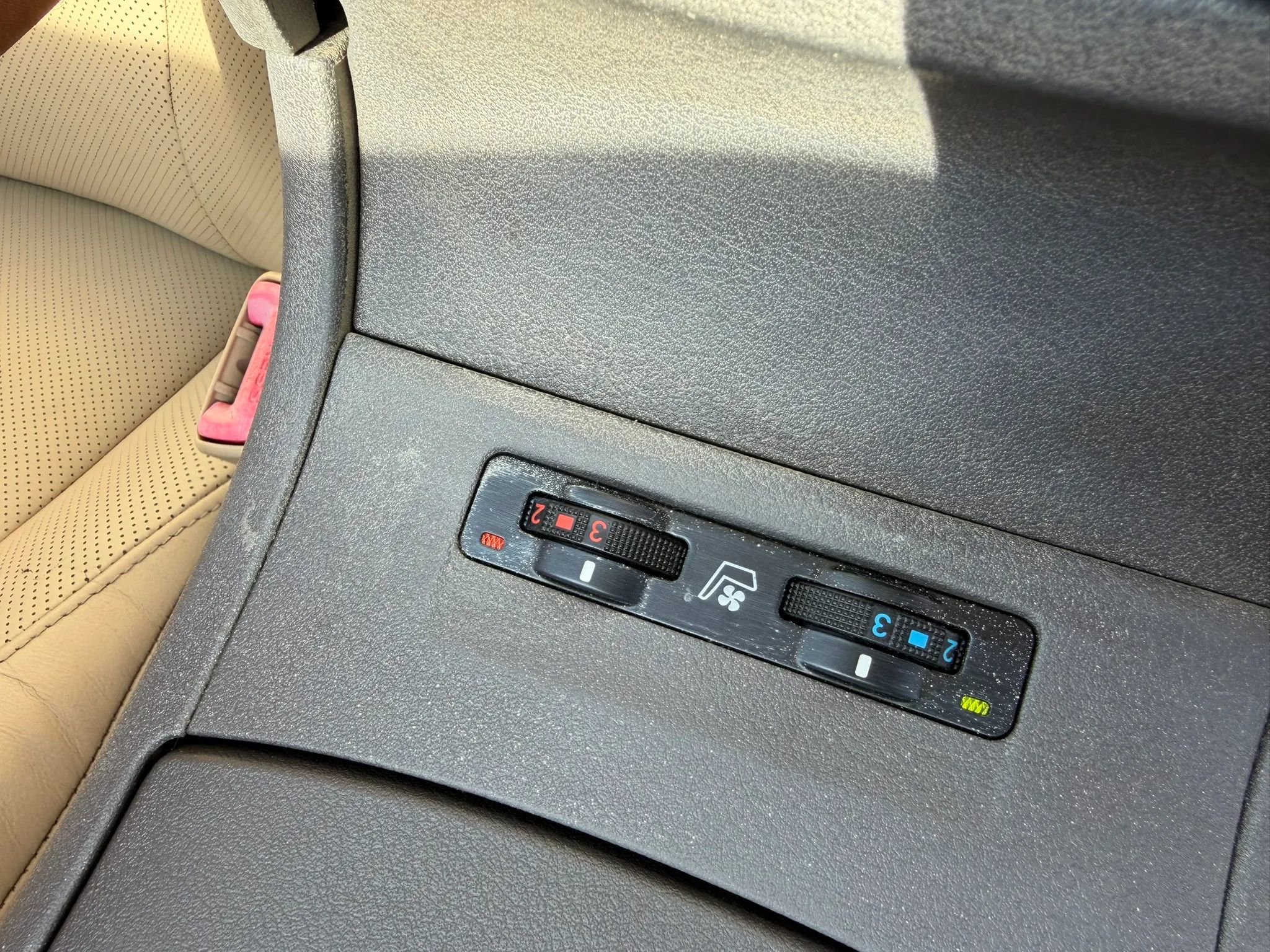 Used 2009 Lexus ES 350 image 23