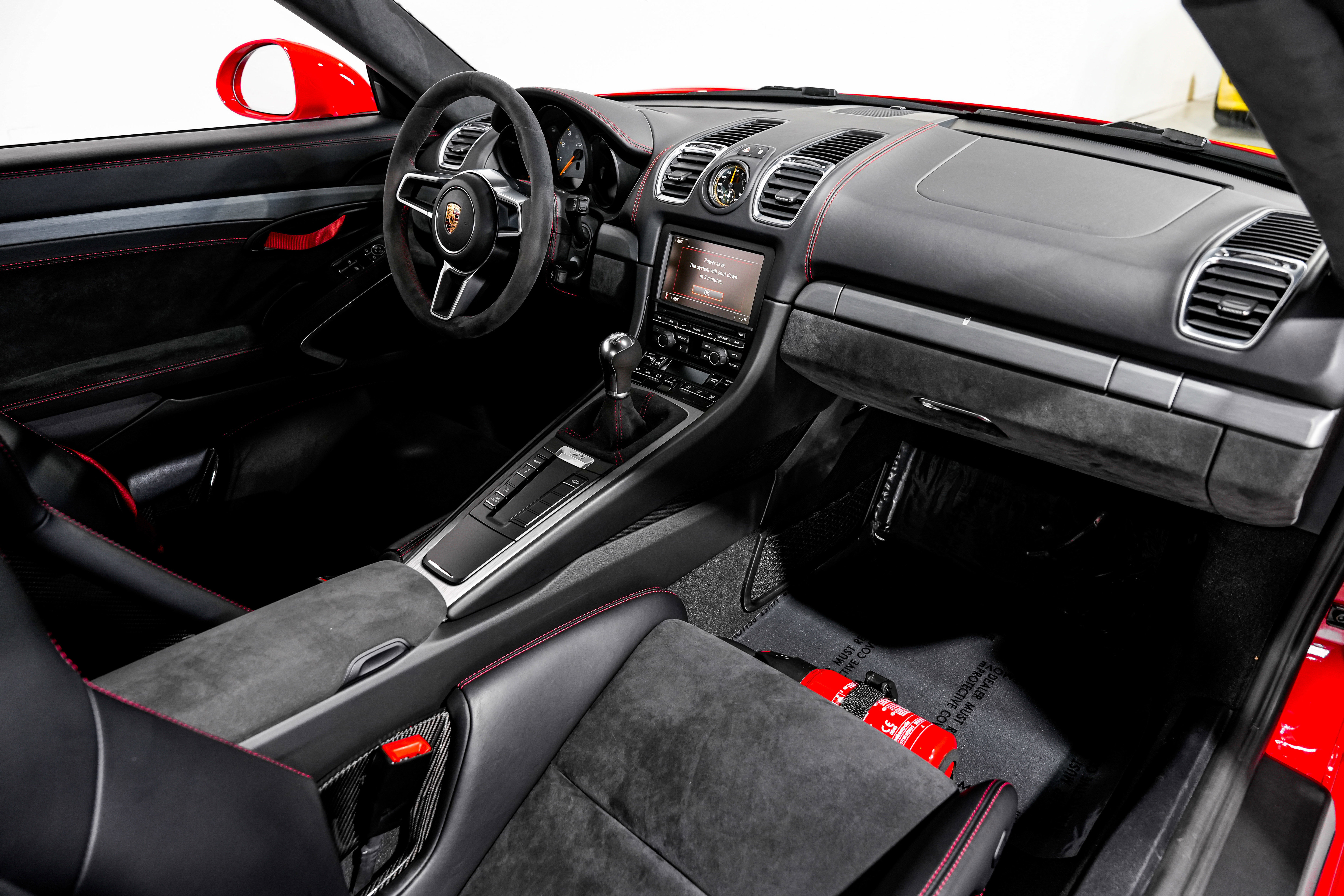 Used 2016 Porsche Cayman GT4 image 28