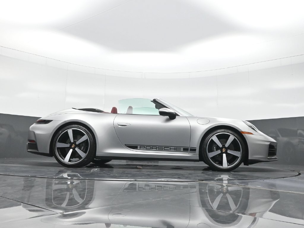 Certified 2026 Porsche 911 Carrera w/ Premium Package RWD image 46