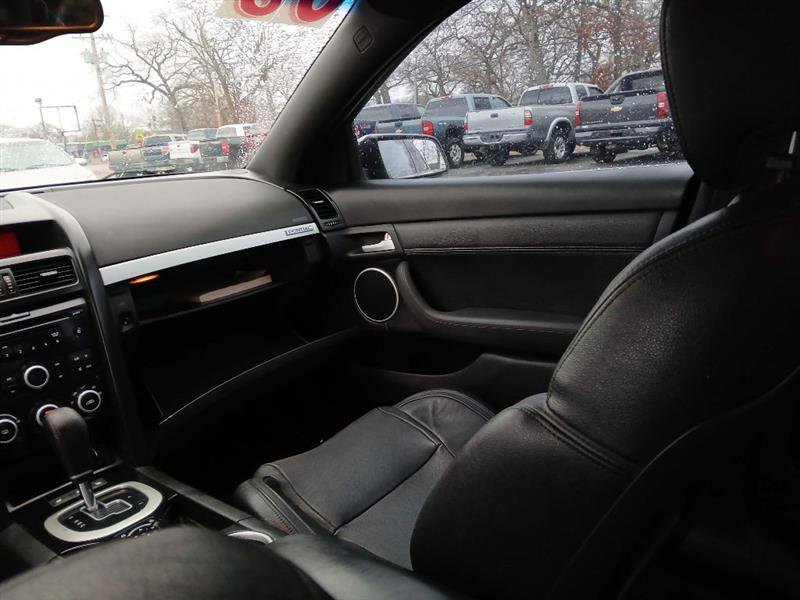 Used 2008 Pontiac G8 w/ Premium Package image 17