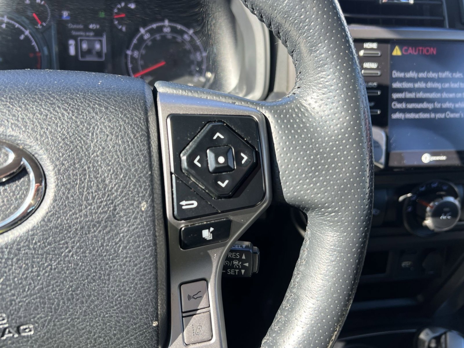 Used 2024 Toyota 4Runner SR5 Premium image 33