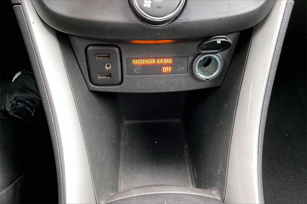 Used 2021 Chevrolet Trax LS w/ Tint and Cruise Package image 17