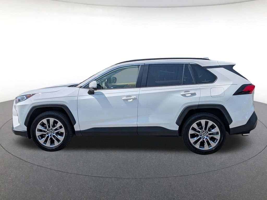 Used 2019 Toyota RAV4 XLE Premium w/ Advanced Technology Package FWD image 2