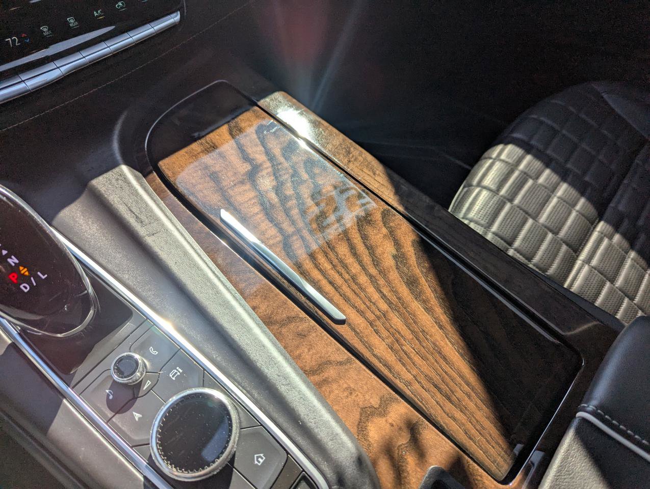 Used 2022 Cadillac Escalade ESV Sport Platinum AWD/4WD image 29