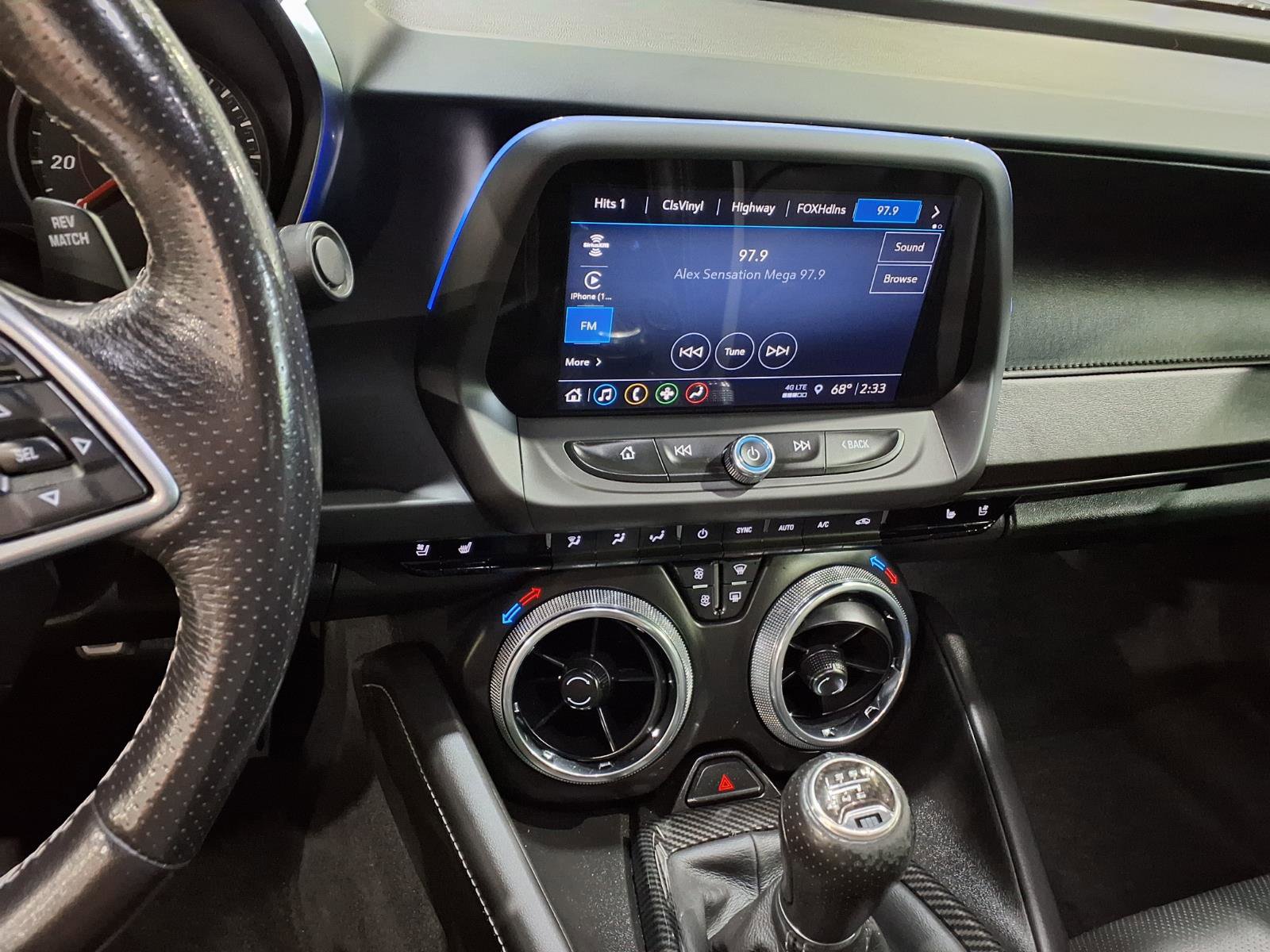 Used 2022 Chevrolet Camaro SS RWD image 8
