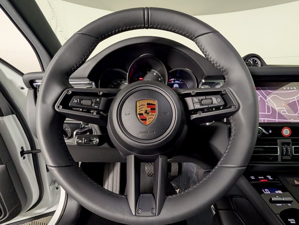 New 2026 Porsche Macan AWD/4WD image 37