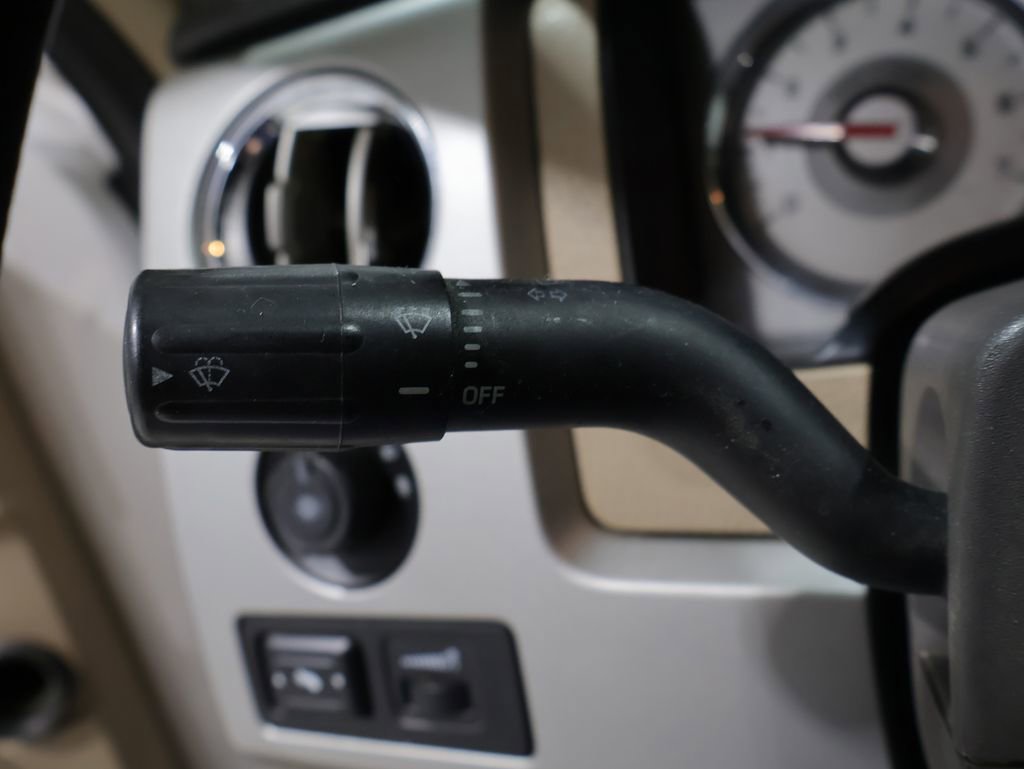 Used 2010 Ford F150 XLT AWD/4WD image 31