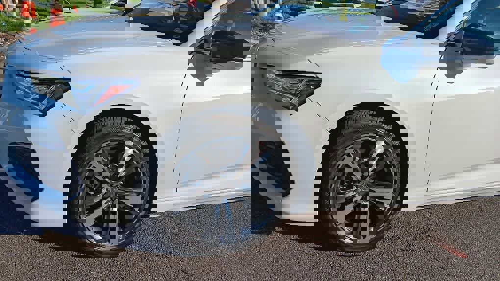 Used 2025 Acura TLX w/ Technology Package image 10