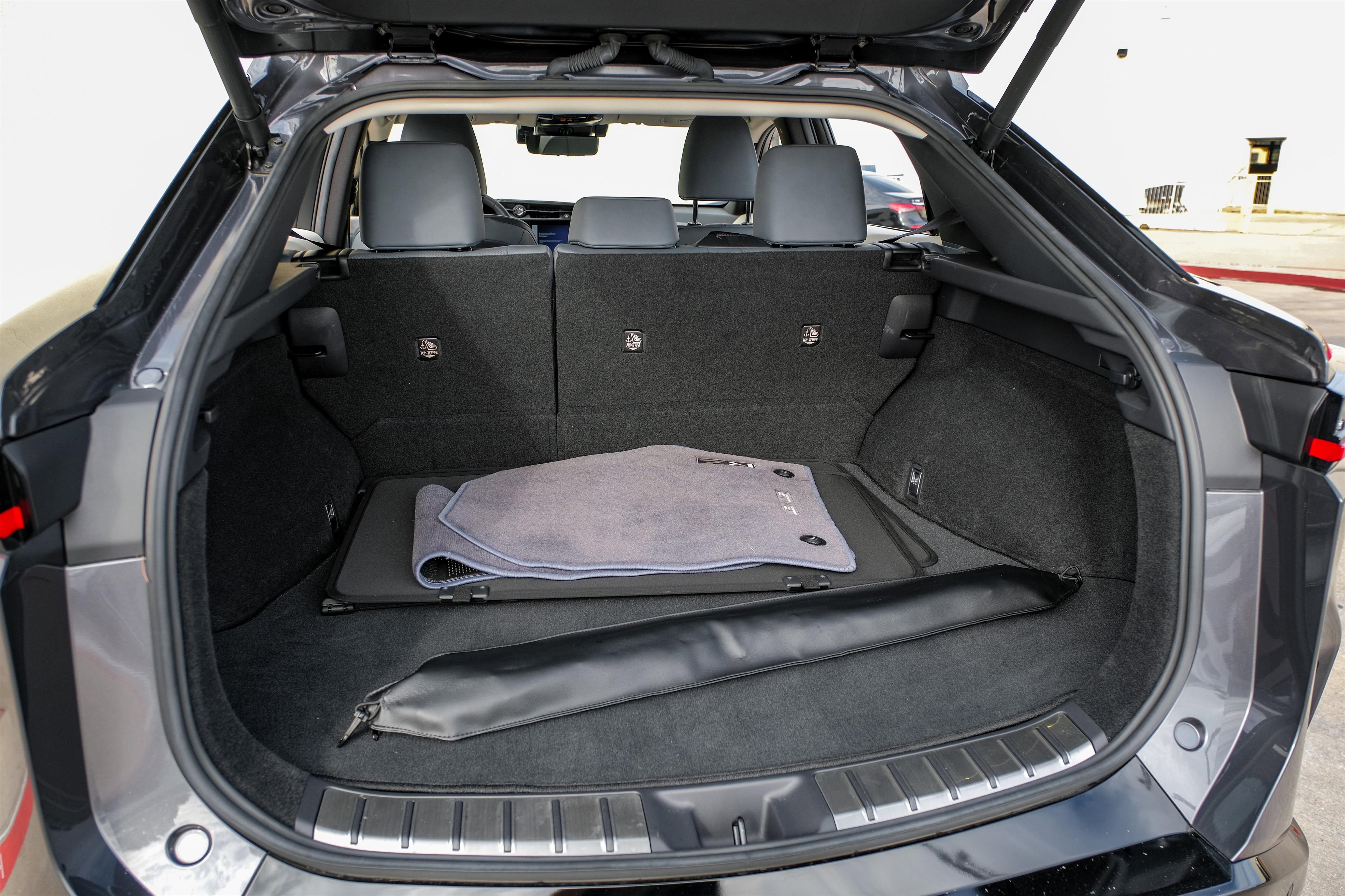 Used 2023 Lexus RZ 450e Premium w/ Technology Package image 42