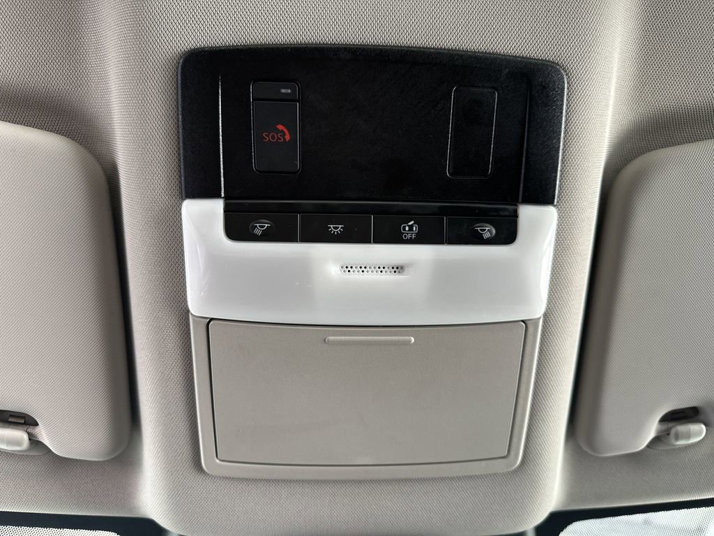 Used 2024 Nissan Rogue SV AWD/4WD image 24