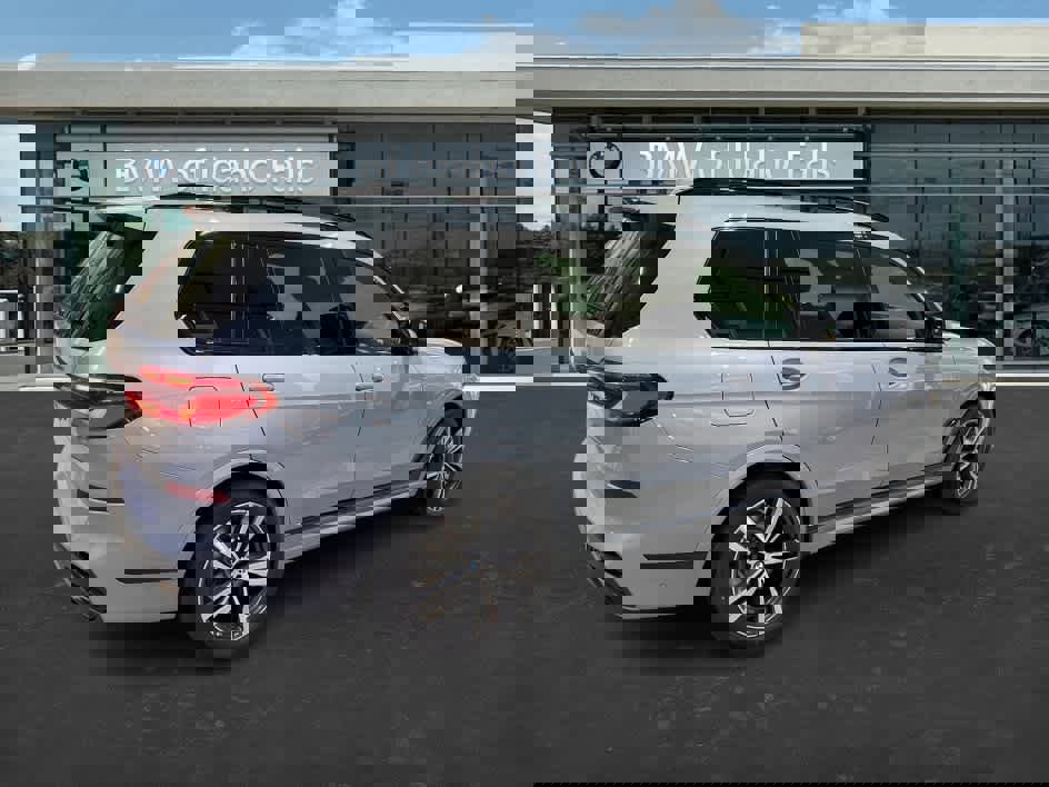 New 2026 BMW X7 xDrive40i w/ M Sport Package image 7