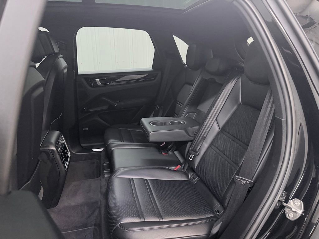Used 2019 Porsche Cayenne S AWD/4WD image 33