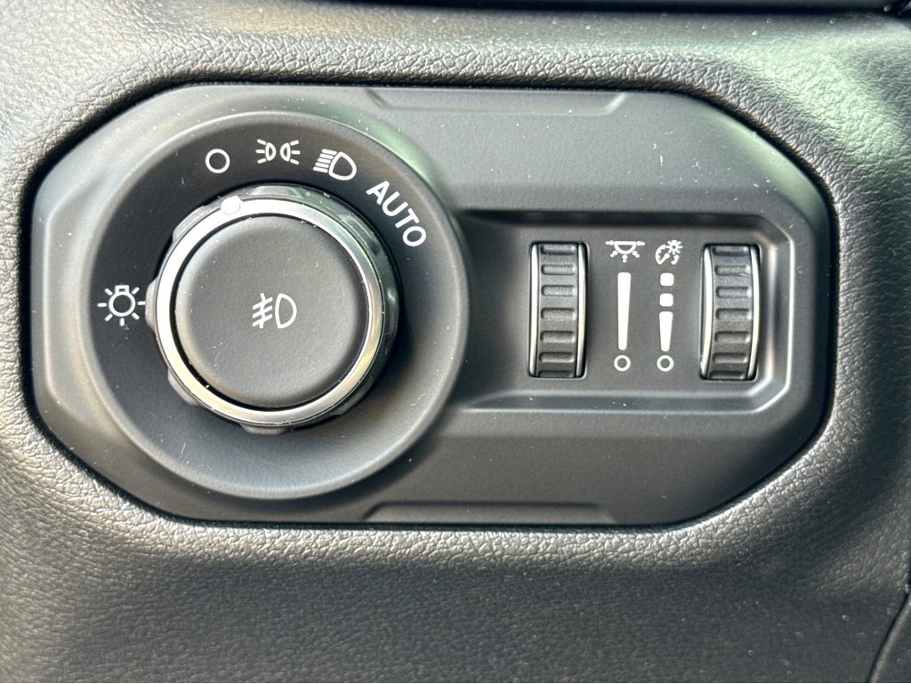 Used 2021 Jeep Wrangler Unlimited Sahara image 15