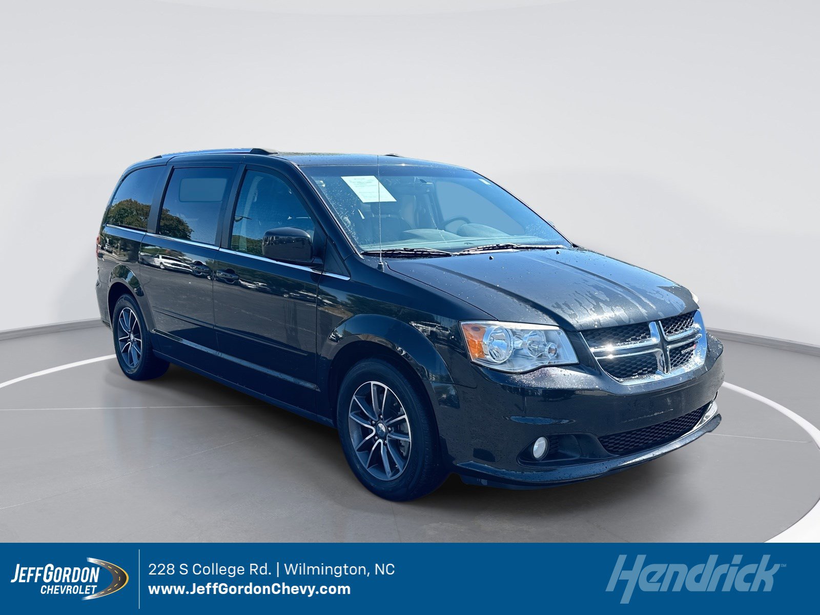 Used 2017 Dodge Grand Caravan SXT