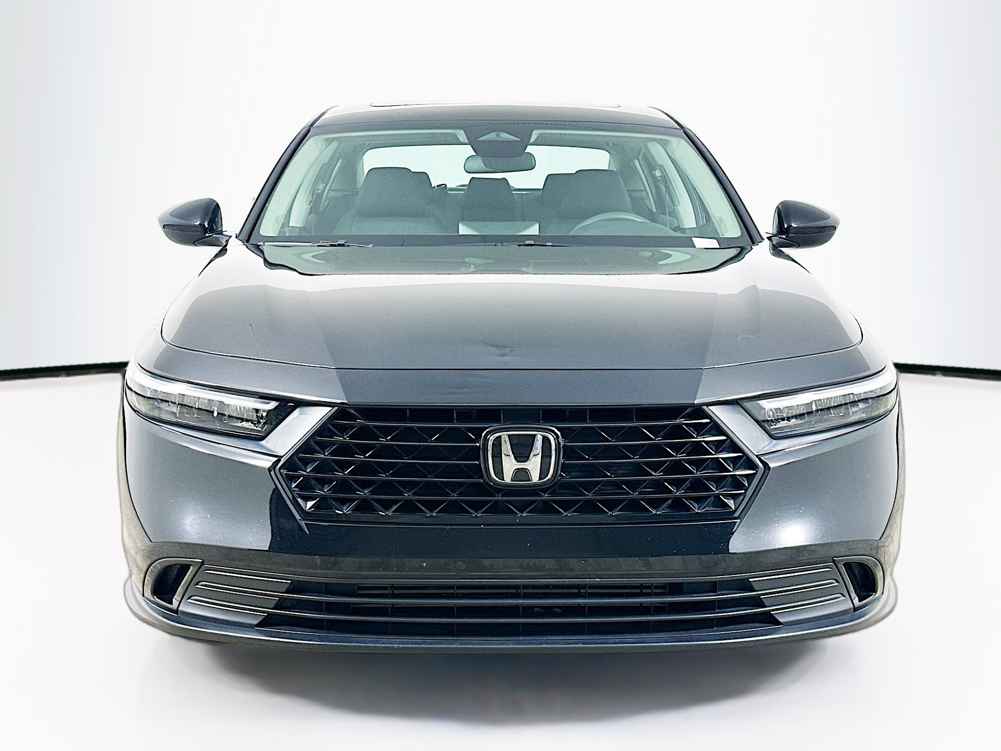Used 2024 Honda Accord EX image 2