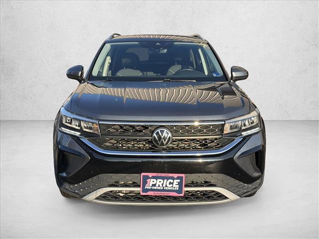 Used 2023 Volkswagen Taos SE video 2