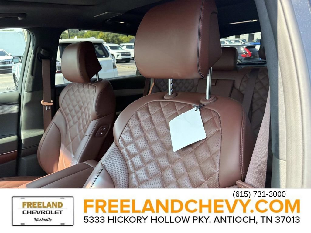 Used 2025 Genesis GV80 3.5T Prestige AWD/4WD image 23
