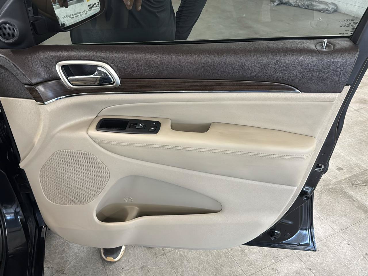 Used 2015 Jeep Grand Cherokee Overland AWD/4WD image 62