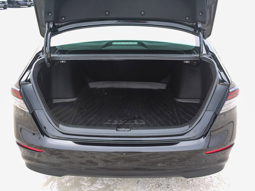 Certified 2023 Honda Accord EX image 26