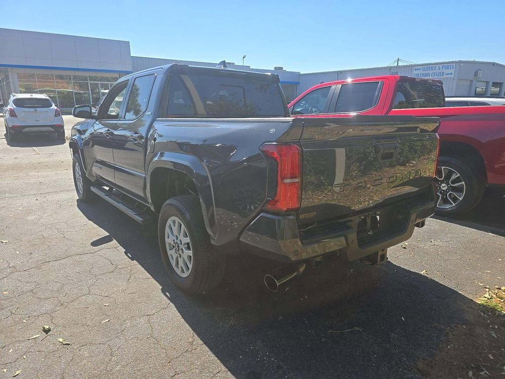 Used 2024 Toyota Tacoma SR5 RWD image 18
