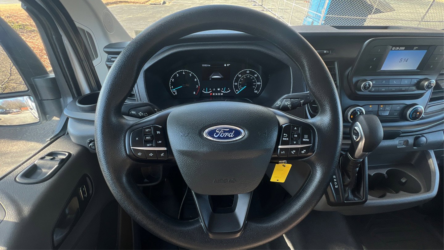 Used 2024 Ford Transit 250 Low Roof AWD image 8