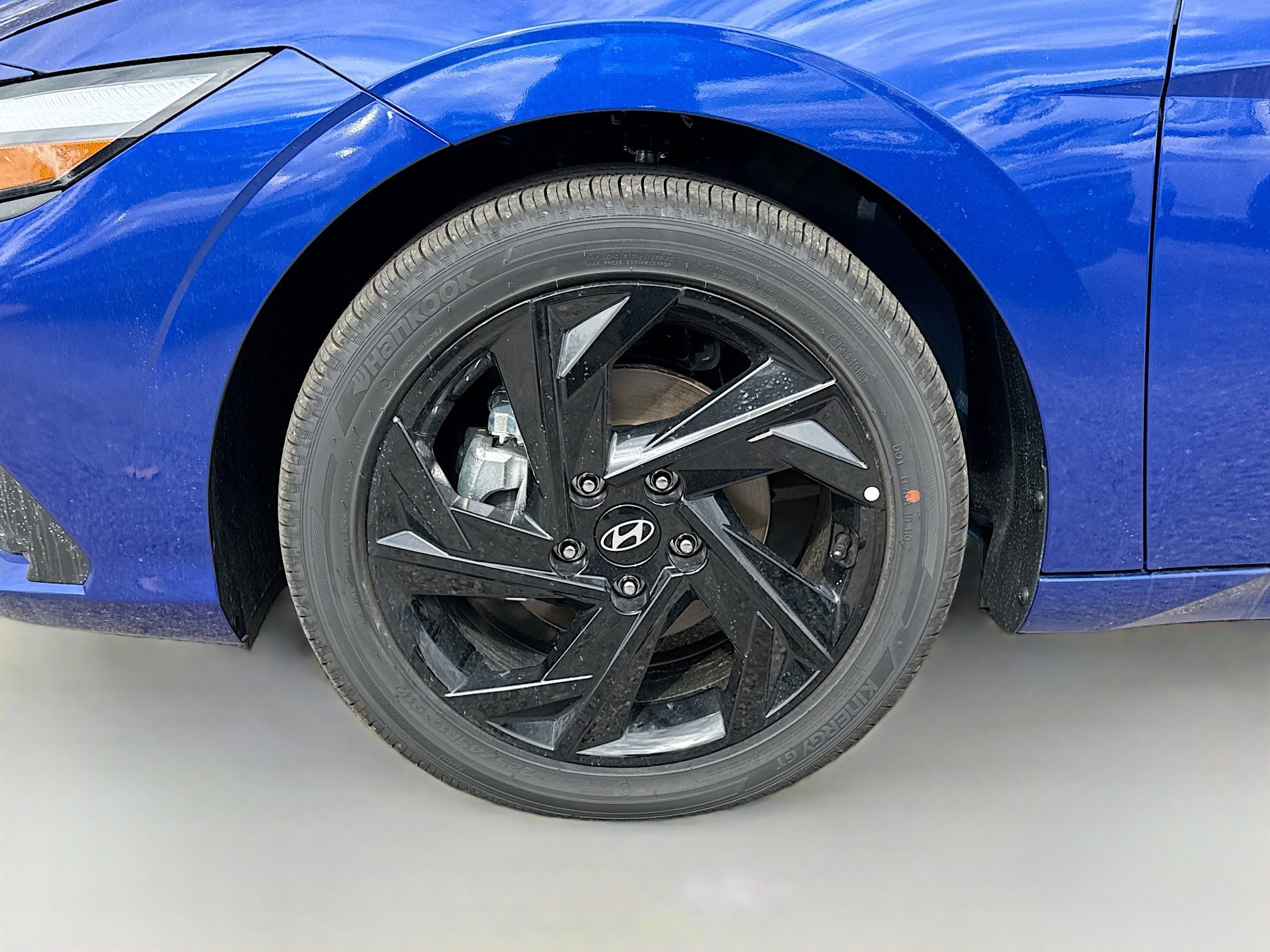 New 2026 Hyundai Elantra Sport FWD image 40