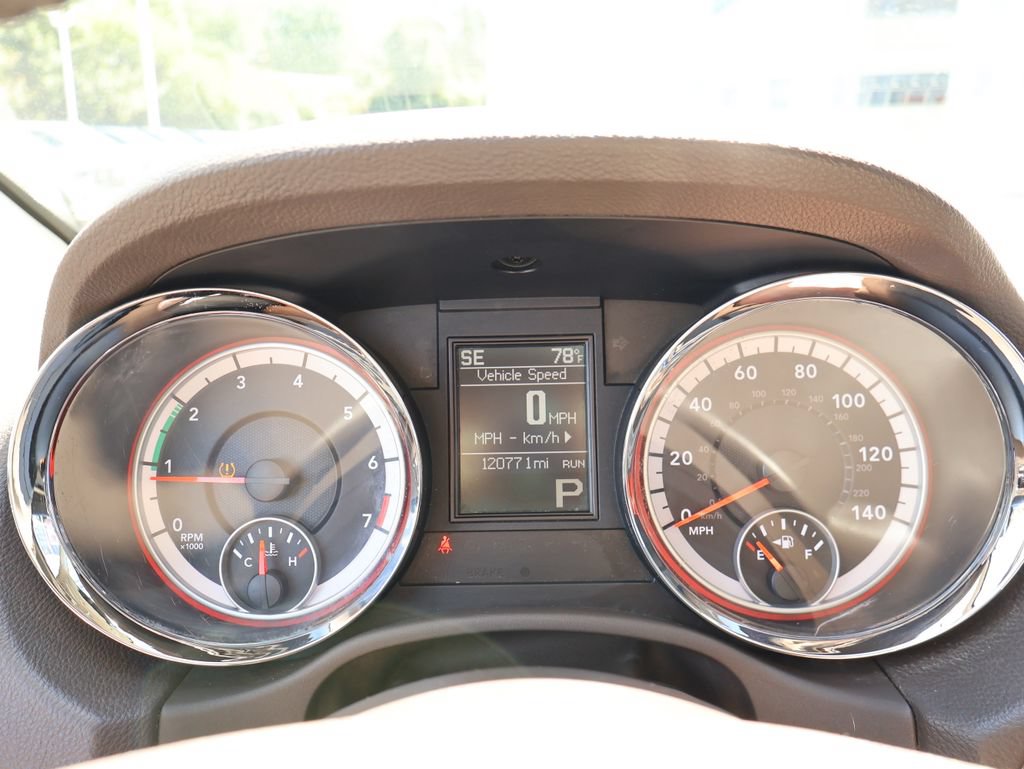 Used 2012 Dodge Durango SXT AWD/4WD image 16