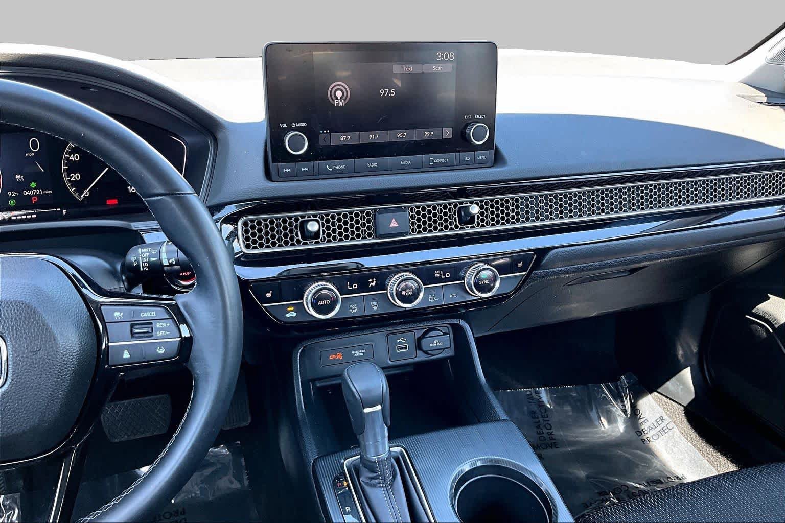 Used 2024 Honda Civic EX image 7